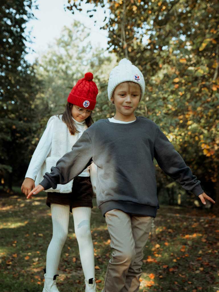 Pipolaki Enfant Bonnet Alpina berretto bimbo ecru pompon