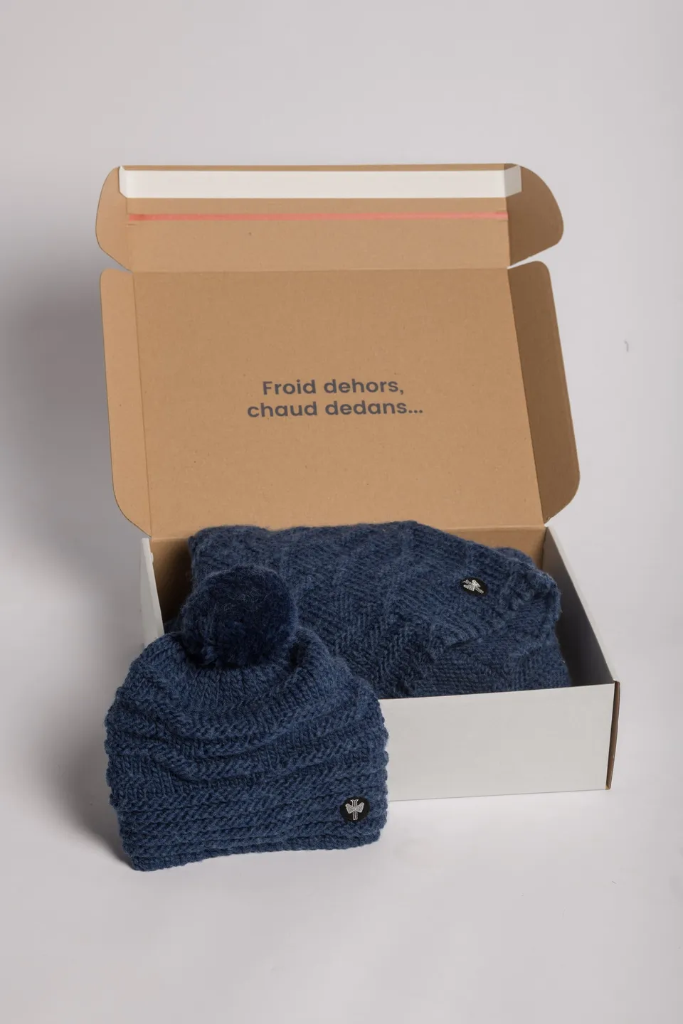 Pipolaki Delia x Elini cofanetto indigo berretto+cape