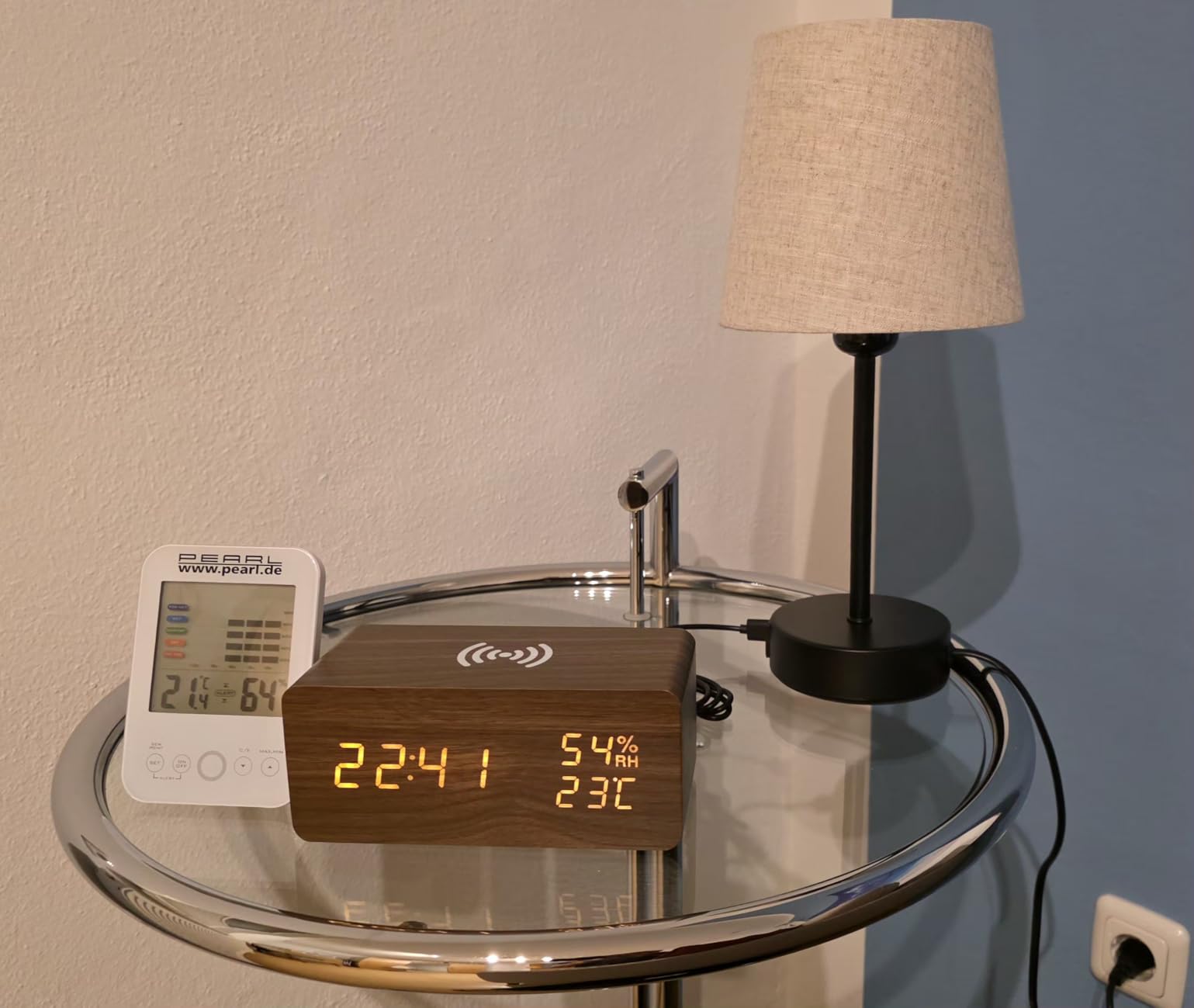 ThreeH Sveglia Legno con Ricarica Wireless Display LED